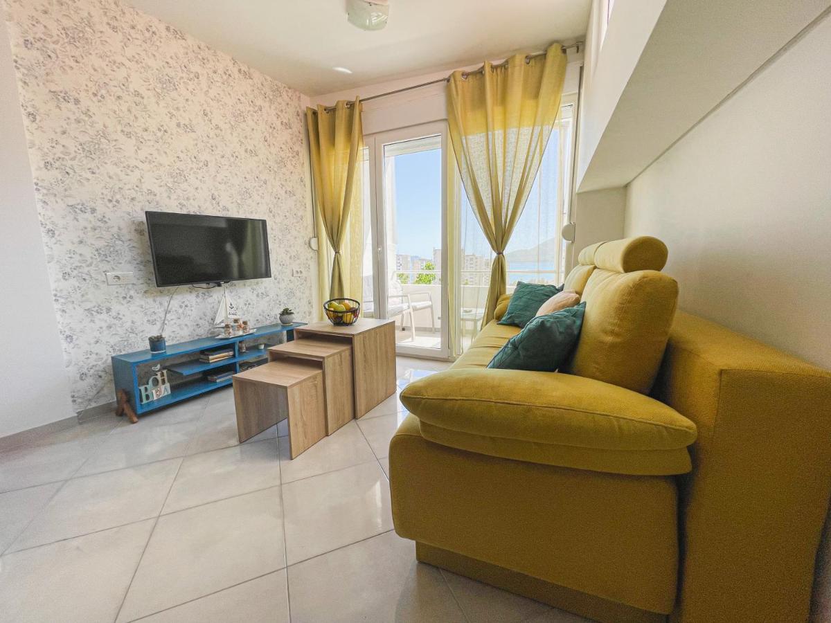Al Mare Apartment Igalo Ngoại thất bức ảnh