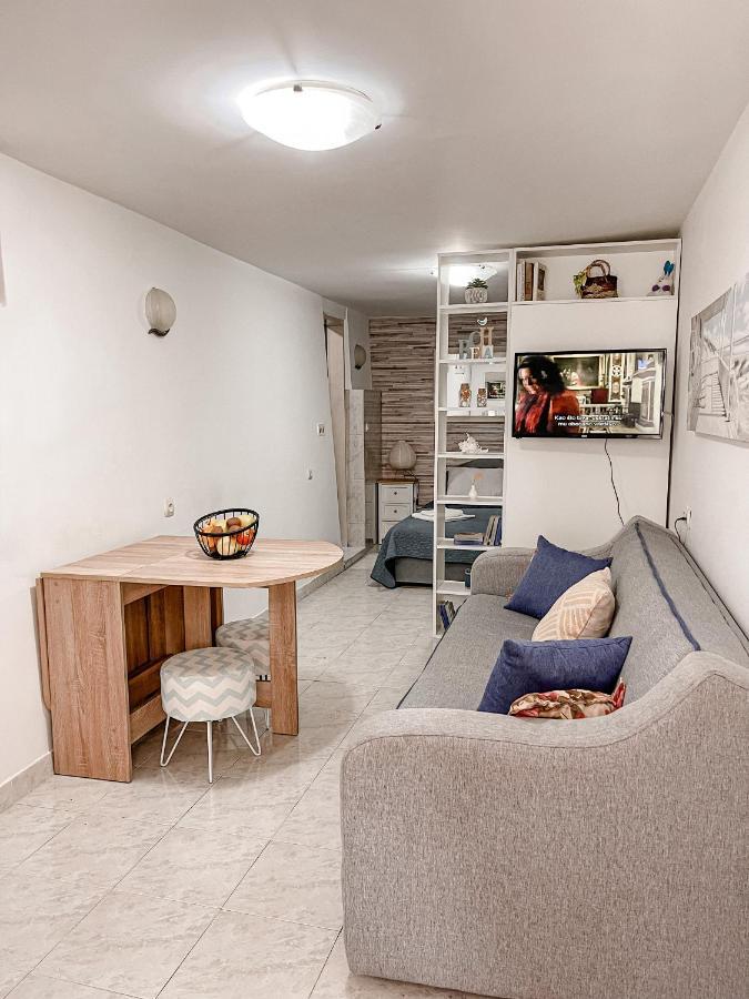 Al Mare Apartment Igalo Ngoại thất bức ảnh